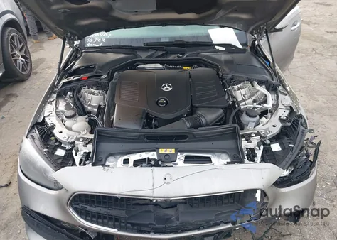 2022 Mercedes-Benz C 300 Sedan z USA, uszkodzony, nr VIN W1KAF4GBXNR058031